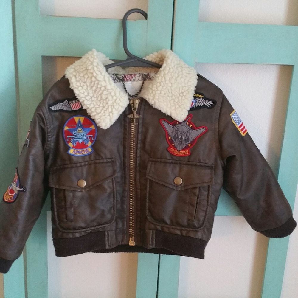 Pilot bomber jacket